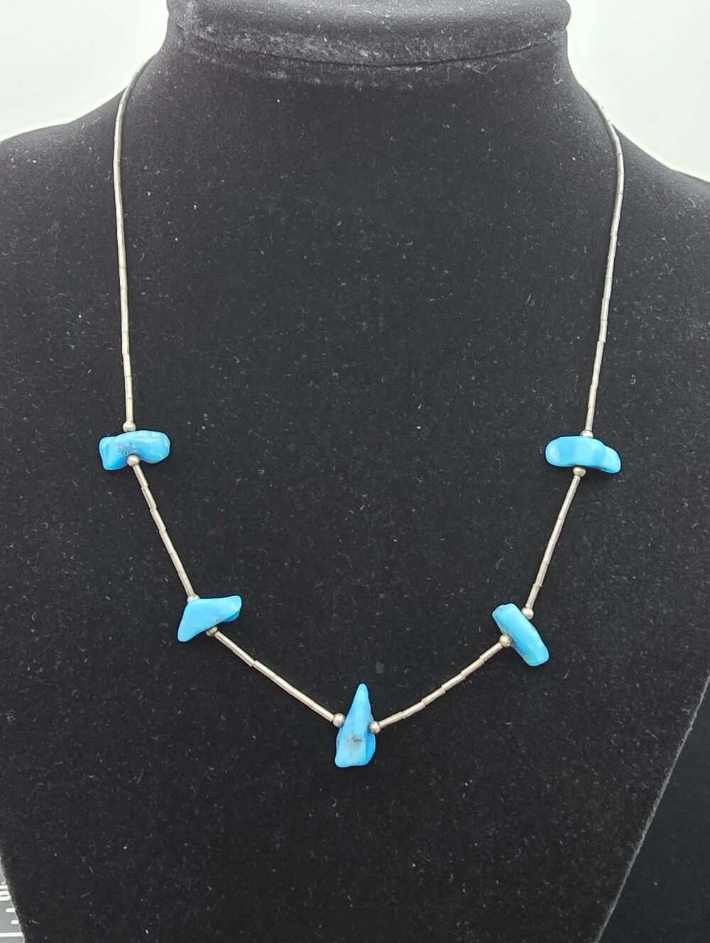 Vintage Southwest Liquid Silver Turquoise Nugget Necklace 1970s 80s Boho